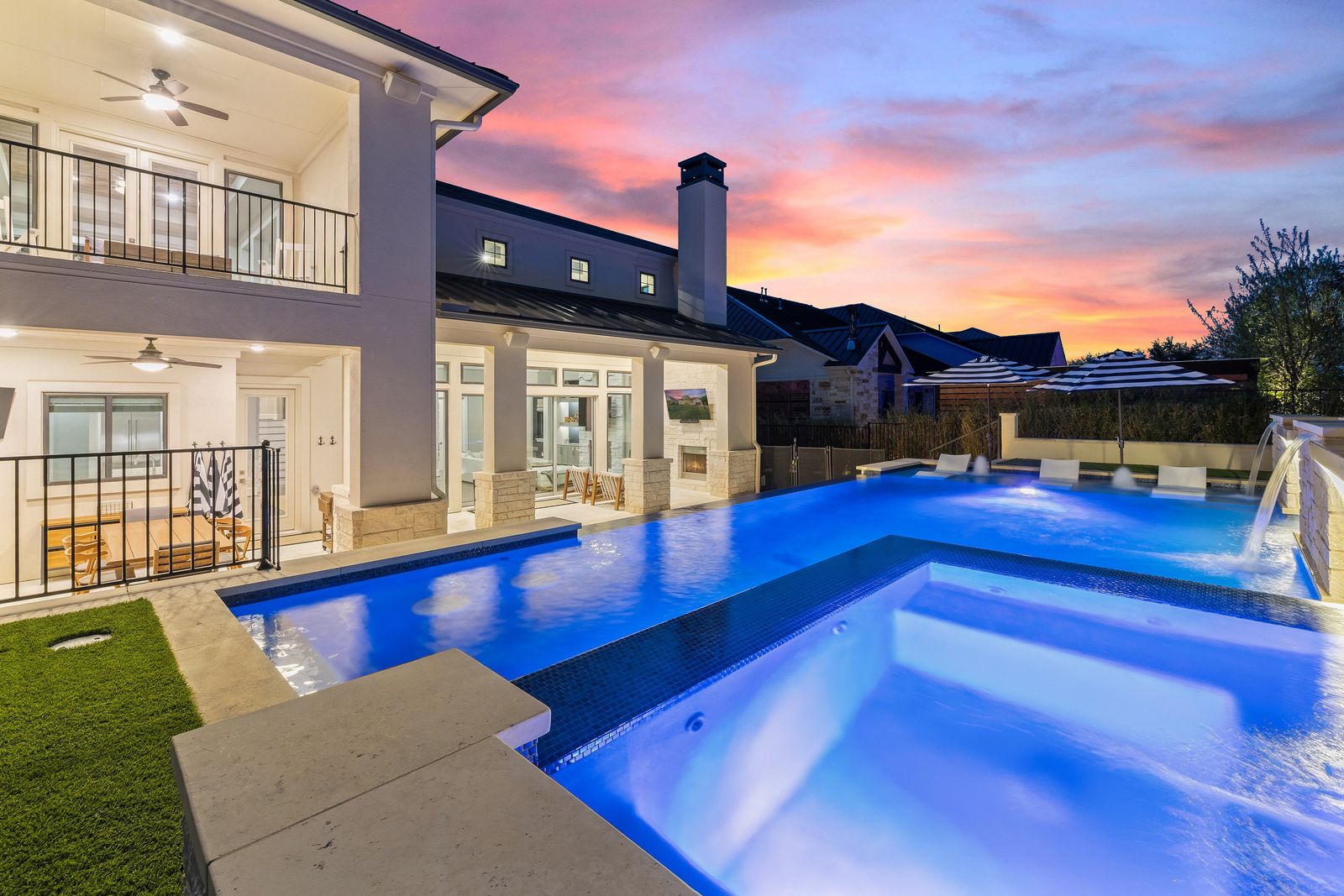 Lakeway luxury homes